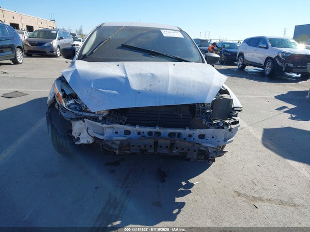 Ford FOCUS S 2017 1FADP3E29HL277772 Image 6
