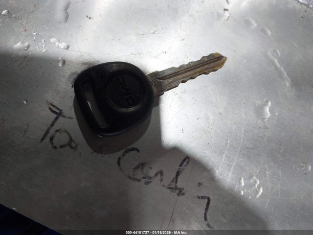 44181727 :رقم المزاد ، 1GDUHEB47A1118111 vin ، 2010 Gmc Savana 1500 Upfitter مزاد بيع