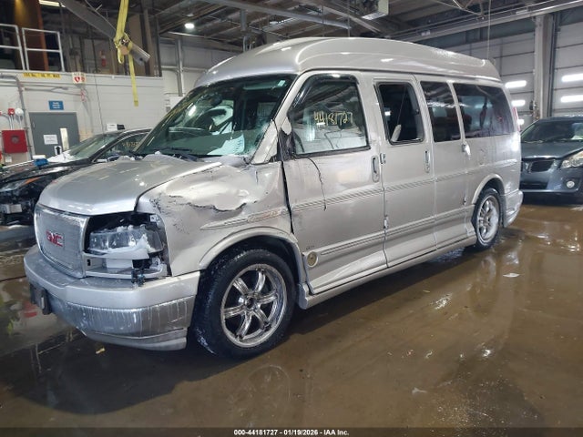 44181727 :رقم المزاد ، 1GDUHEB47A1118111 vin ، 2010 Gmc Savana 1500 Upfitter مزاد بيع