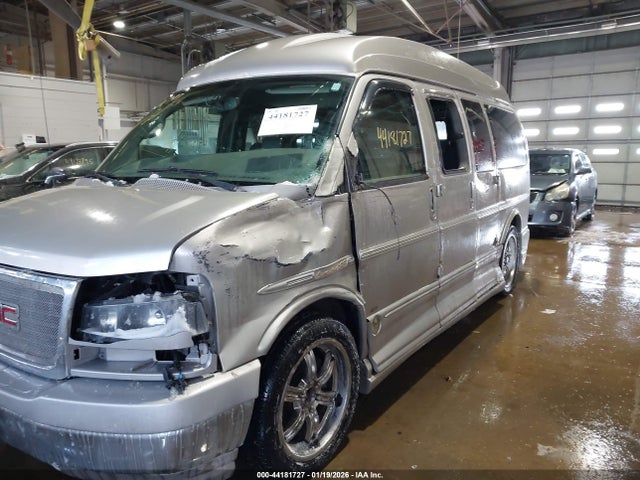 44181727 :رقم المزاد ، 1GDUHEB47A1118111 vin ، 2010 Gmc Savana 1500 Upfitter مزاد بيع
