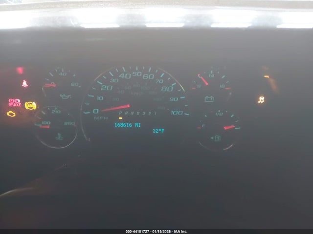44181727 :رقم المزاد ، 1GDUHEB47A1118111 vin ، 2010 Gmc Savana 1500 Upfitter مزاد بيع