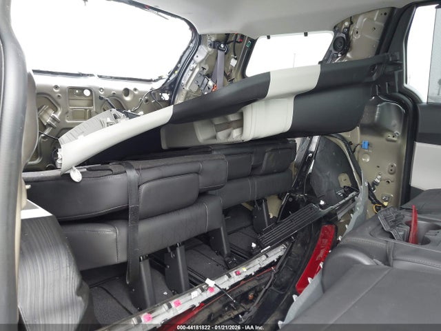 KNDNC5H31P6298042 KIA Carnival Mpv Ex
