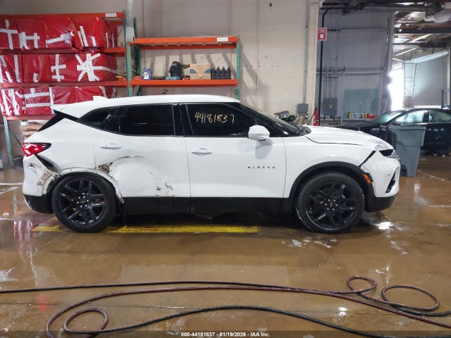 3GNKBHRSXMS580322 Chevrolet Blazer Awd 2lt