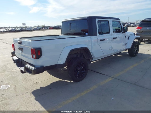 1C6HJTAG8NL134958 Jeep Gladiator Altitude 4x4
