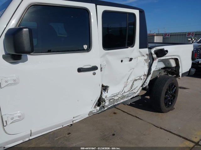 1C6HJTAG8NL134958 Jeep Gladiator Altitude 4x4