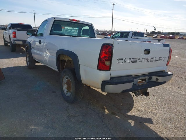 2006 CHEVROLET SILVERADO 2500HD 1GCHC24UX6E247041 Photo 2