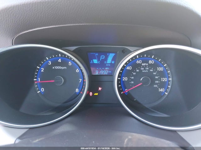 KM8JT3AF5FU110815 Hyundai TUCSON GLS
