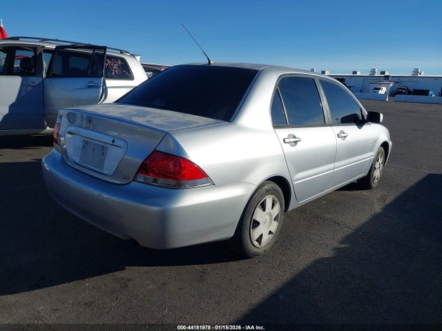 2005 MITSUBISHI LANCER JA3AJ26E95U042438 Photo 3