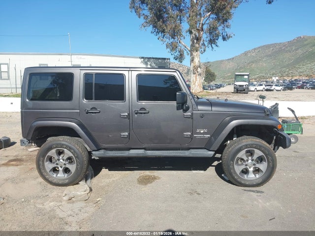 1C4BJWEGXJL816731 Jeep Wrangler Jk Unlimited Sahara