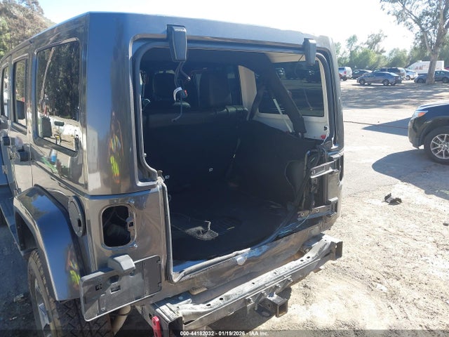 1C4BJWEGXJL816731 Jeep Wrangler Jk Unlimited Sahara
