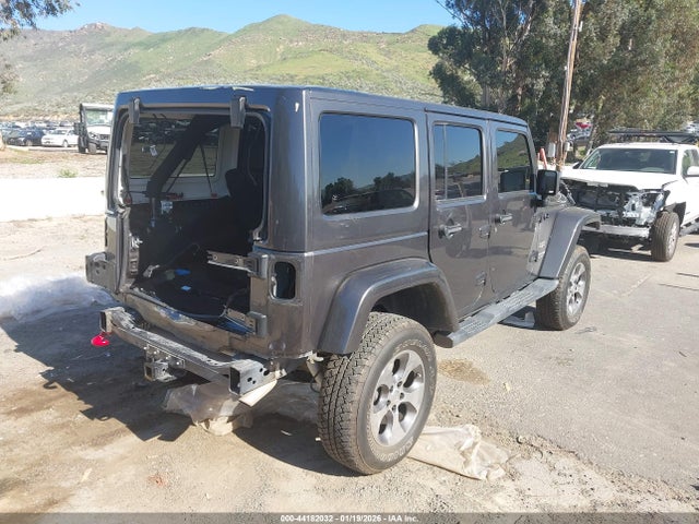 1C4BJWEGXJL816731 Jeep Wrangler Jk Unlimited Sahara