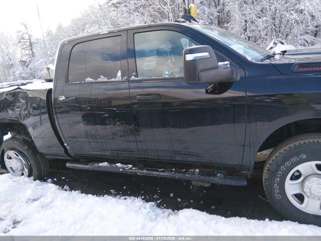 Продажа на аукционе авто 2024 Ram 2500 Tradesman  4x4 6'4 Box, vin: 3C6UR5CJ7RG169313, номер лота: 44182036