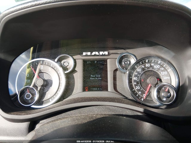Продажа на аукционе авто 2024 Ram 2500 Tradesman  4x4 6'4 Box, vin: 3C6UR5CJ7RG169313, номер лота: 44182036