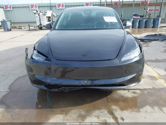 5YJ3E1EA1TF139114 Tesla Model 3 Premium Rear-wheel Drive