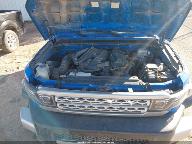 2007 TOYOTA FJ CRUISER JTEBU11F070004075 Photo 9