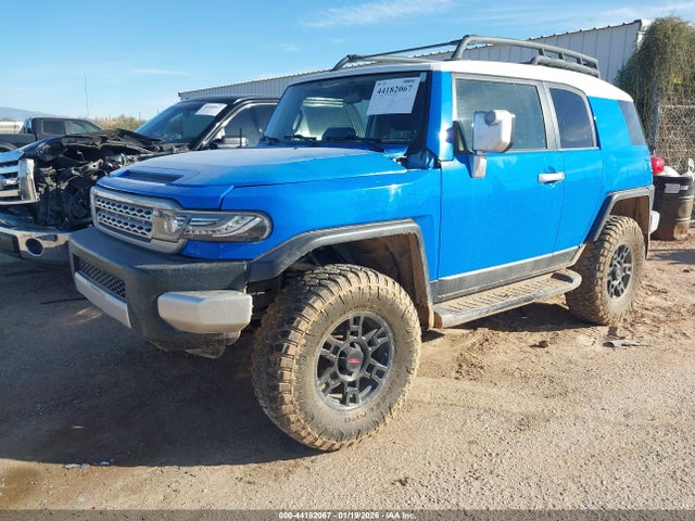2007 TOYOTA FJ CRUISER JTEBU11F070004075 Photo 1