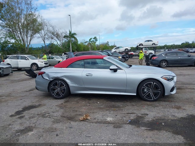 W1KMK4HB8RF028928 Mercedes-Benz Cle 300 4matic