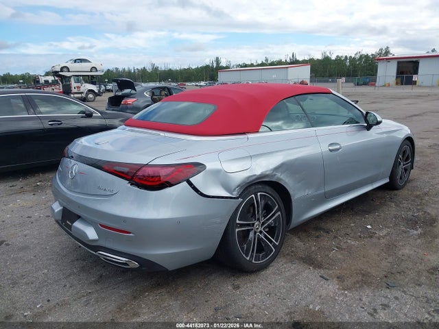 W1KMK4HB8RF028928 Mercedes-Benz Cle 300 4matic