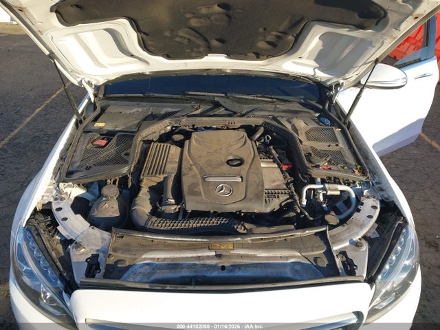 55SWF4KB6FU018641 Mercedes-Benz C 300 4matic