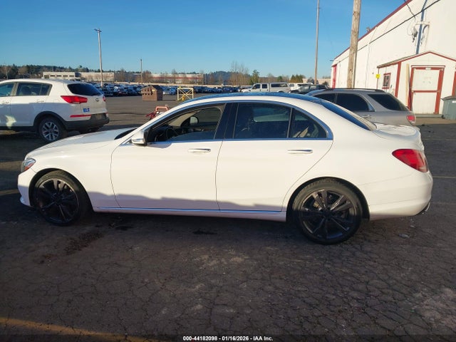 55SWF4KB6FU018641 Mercedes-Benz C 300 4matic