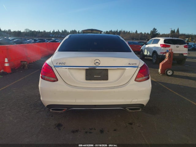 55SWF4KB6FU018641 Mercedes-Benz C 300 4matic