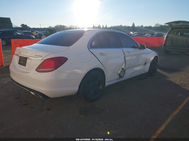 55SWF4KB6FU018641 Mercedes-Benz C 300 4matic