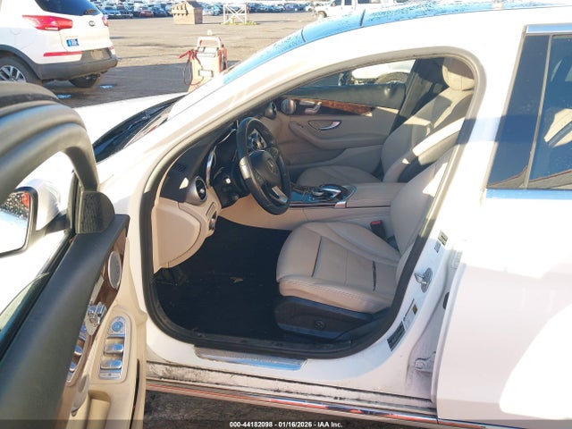 55SWF4KB6FU018641 Mercedes-Benz C 300 4matic