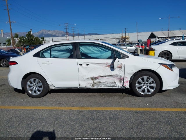 Toyota COROLLA LE 2022 5YFEPMAE3NP354532 Image 14
