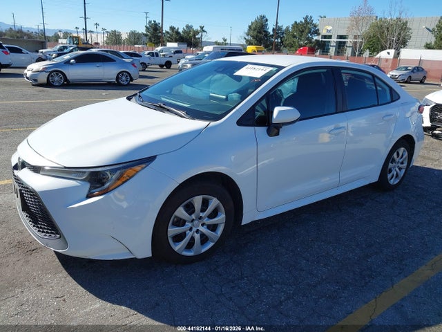 Toyota COROLLA LE 2022 5YFEPMAE3NP354532 Image 2