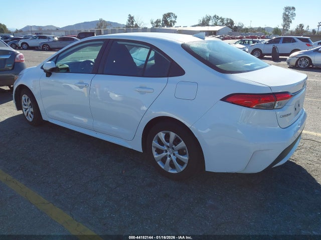 Toyota COROLLA LE 2022 5YFEPMAE3NP354532 Image 3