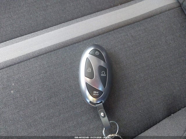 2026 Hyundai Sonata Sel Sport მანქანა იყიდება აუქციონზე, vin: KMHL64JA7TA525447, აუქციონის ნომერი: 44182149