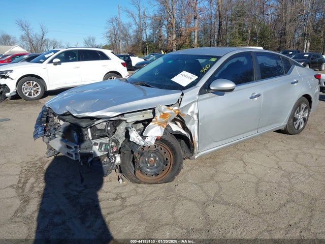 Продаж на аукціоні авто 2020 Nissan Altima S Fwd, vin: 1N4BL4BV4LC243383, номер лоту: 44182150