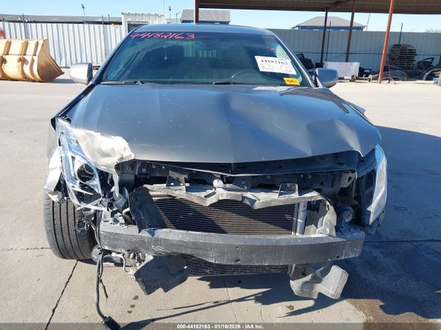 44182163 :رقم المزاد ، 2G61M5S3XH9141207 vin ، 2017 Cadillac Xts Luxury مزاد بيع