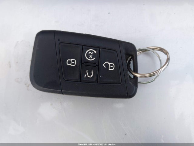 2022 VOLKSWAGEN ATLAS 1V2KP2CA8NC504174 Photo 10