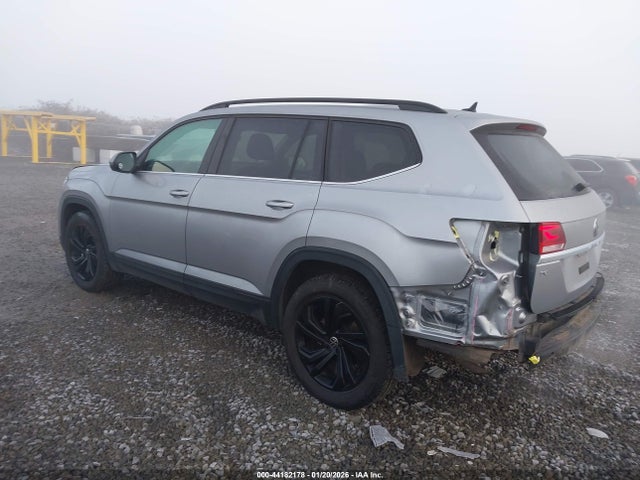 2022 VOLKSWAGEN ATLAS 1V2KP2CA8NC504174 Photo 2