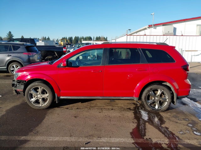 3C4PDCGB2GT239218 Dodge Journey Crossroad