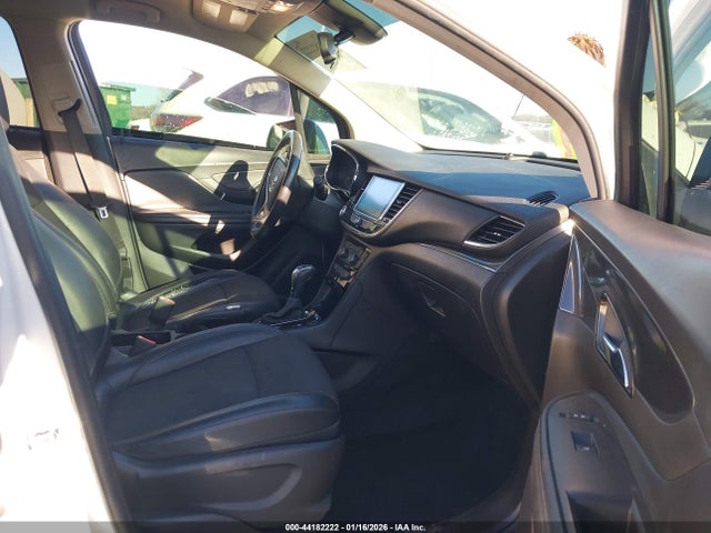 44182222 :رقم المزاد ، KL4CJASB0JB613427 vin ، 2018 Buick Encore Preferred مزاد بيع