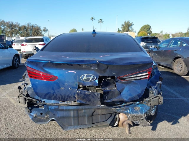 Hyundai ELANTRA SEL 2019 5NPD84LF2KH447839 Image 17
