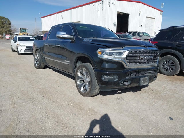 2019 RAM 1500 1C6RREHT9KN582489