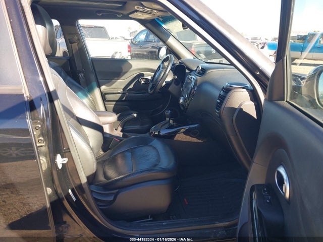 KNDJX3A5XE7029323 KIA Soul !