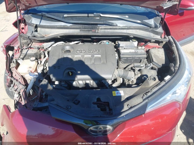 Toyota C-HR XLE 2018 NMTKHMBX2JR027409 Image 10