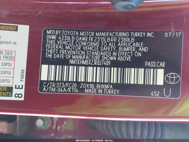Toyota C-HR XLE 2018 NMTKHMBX2JR027409 Image 9