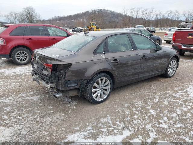 2017 AUDI A4 WAUANAF43HN038789 Photo 3