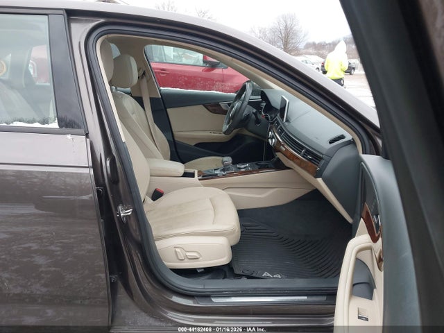 2017 AUDI A4 WAUANAF43HN038789 Photo 4