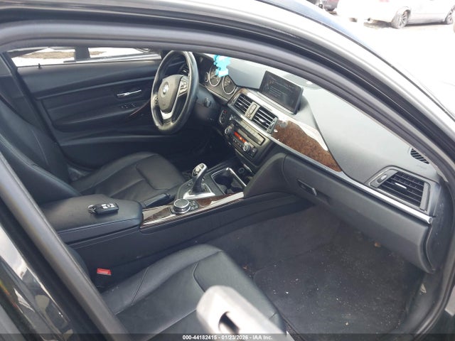 44182415 :رقم المزاد ، WBA3G7C56FK297553 vin ، 2015 Bmw 328i Xdrive مزاد بيع