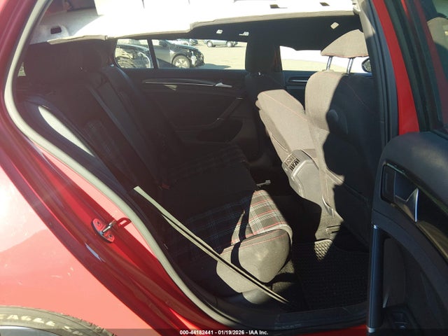 3VW5T7AU9FM030091 Volkswagen Golf Gti 2.0t S 4-door