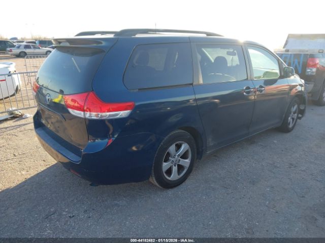 2011 TOYOTA SIENNA 5TDKK3DC8BS058964 Photo 3