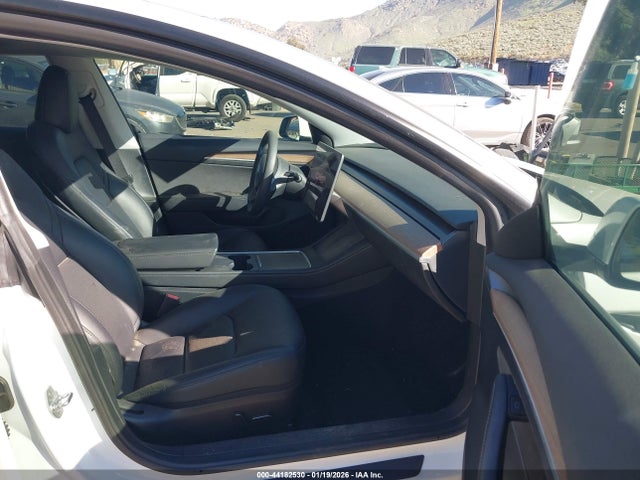 2023 TESLA MODEL 3 5YJ3E1EA8PF552475 Photo 4
