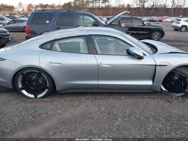 Porsche TAYCAN 4S 2021 WP0AB2Y19MSA45023 Image 12