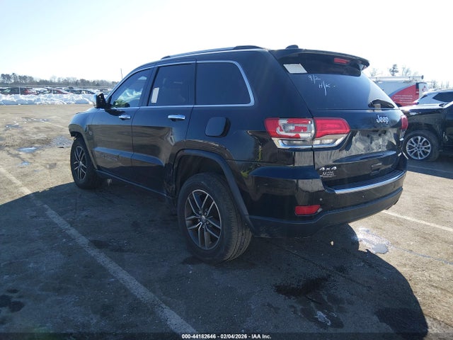 2017 JEEP GRAND CHEROKEE 1C4RJFBG1HC787620 Photo 2